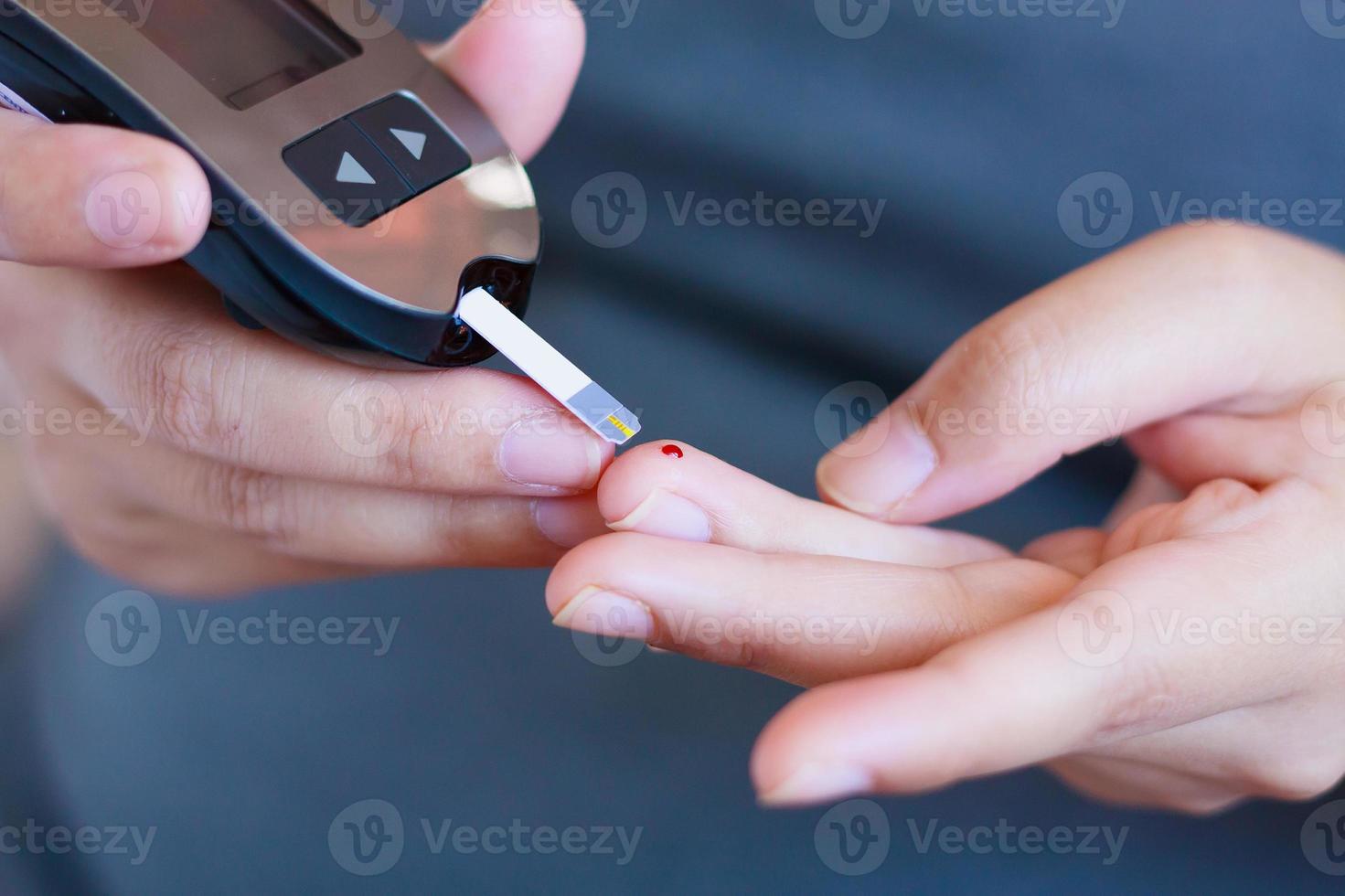 Test Blood Glucose For Diabetes photo