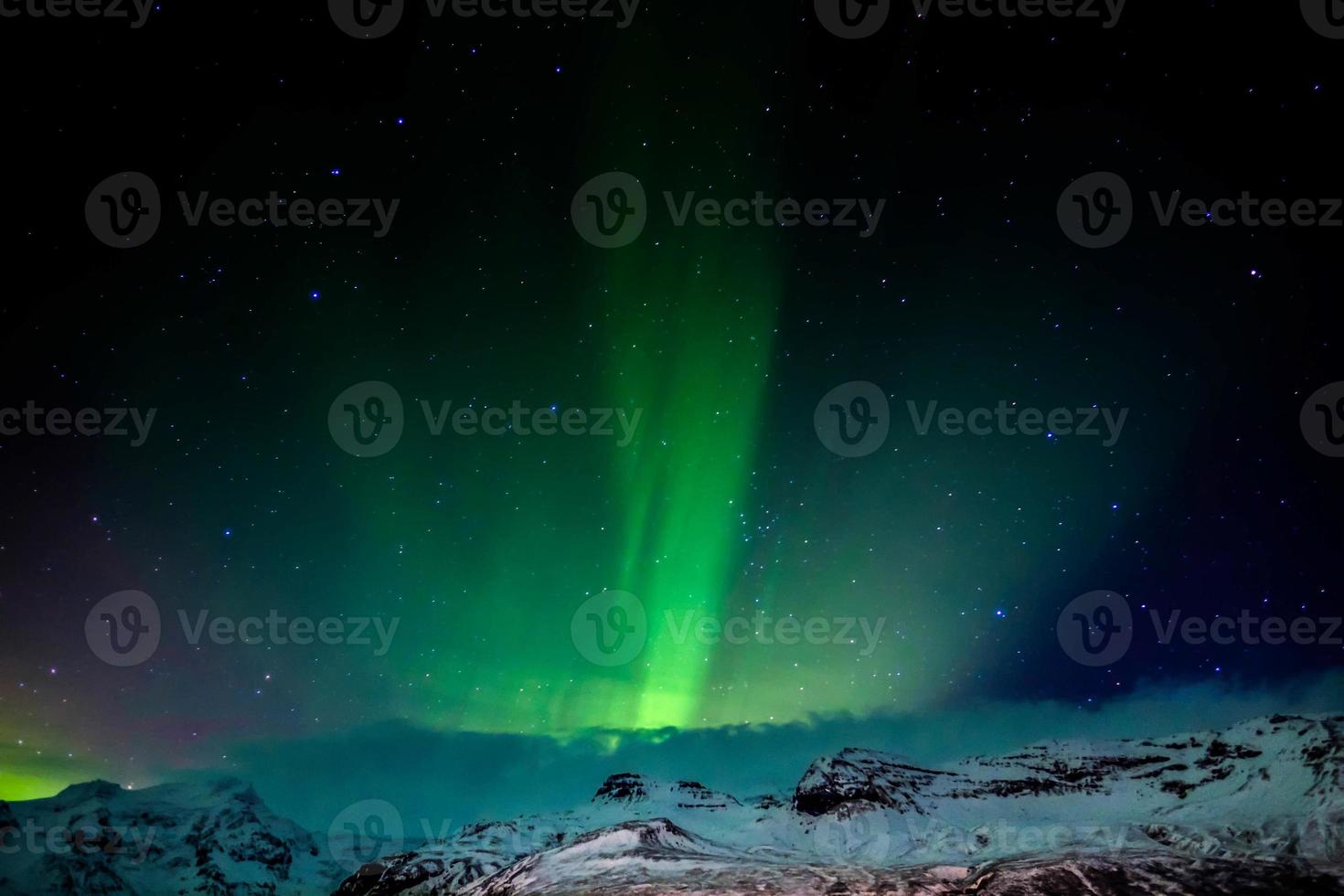 aurora boreal sur de islandia foto