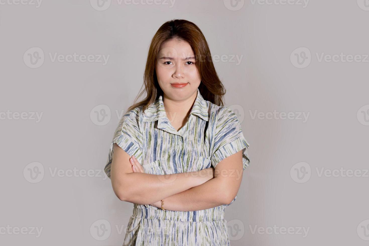 trabajador enojado de las mujeres asiáticas foto