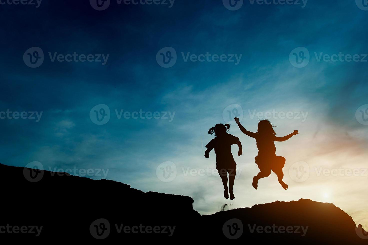 Silhouette of team leadership, teamwork and teamwork and delightful silhouette concepts photo