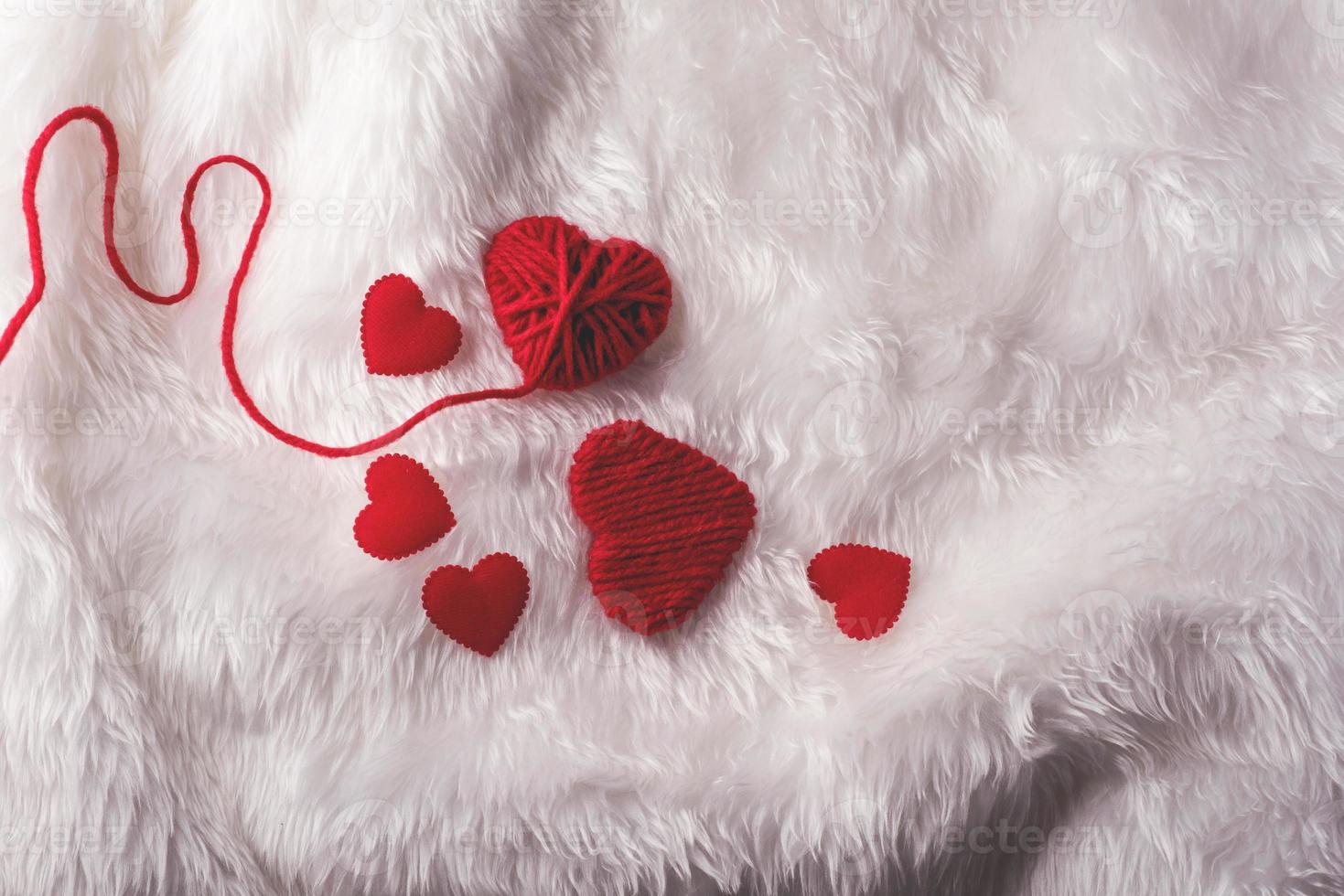 corazón, día de san valentín, vista superior, corazón rojo concepto de día de san valentín con espacio de copia foto