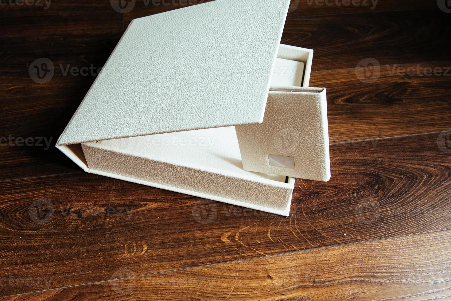 Leather handmade photobooks photo