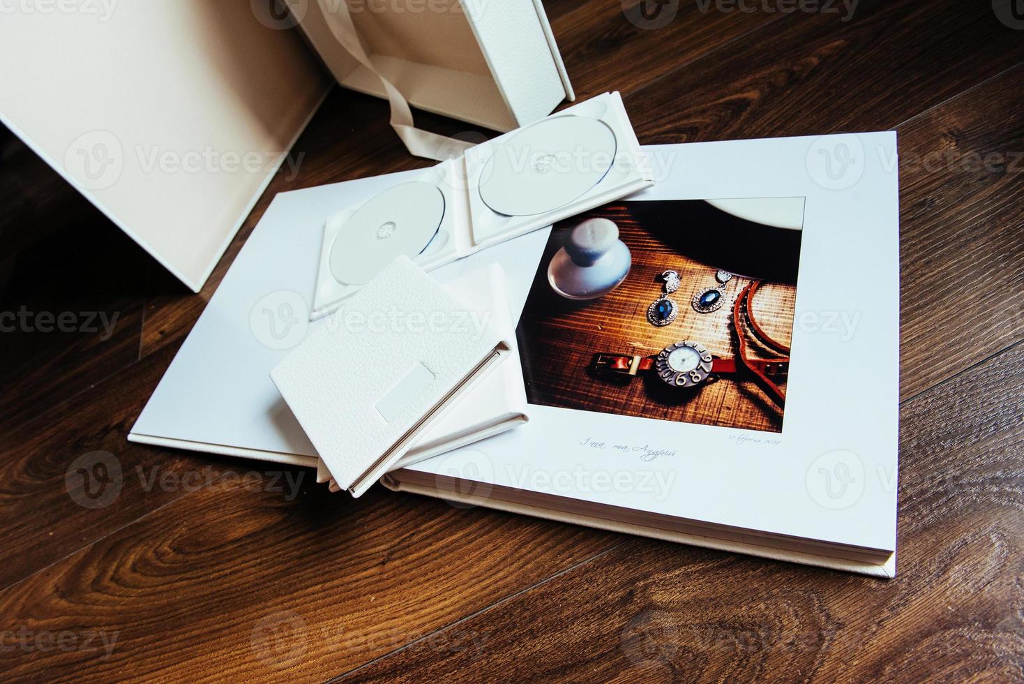 natural leather classic wedding photobook and album photo