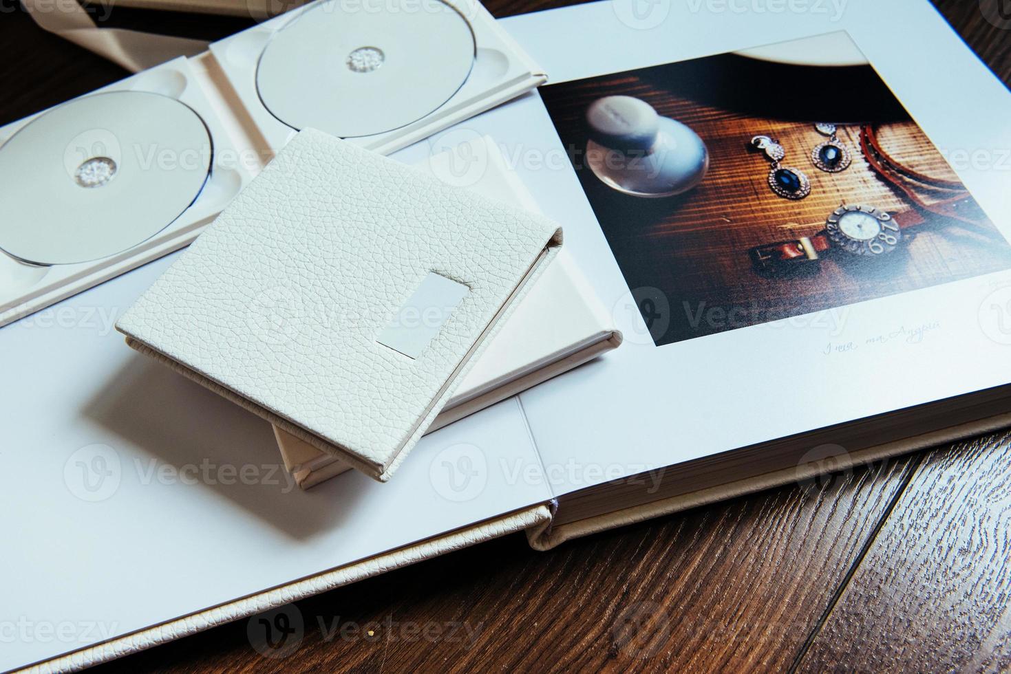 natural leather classic wedding photobook and album photo