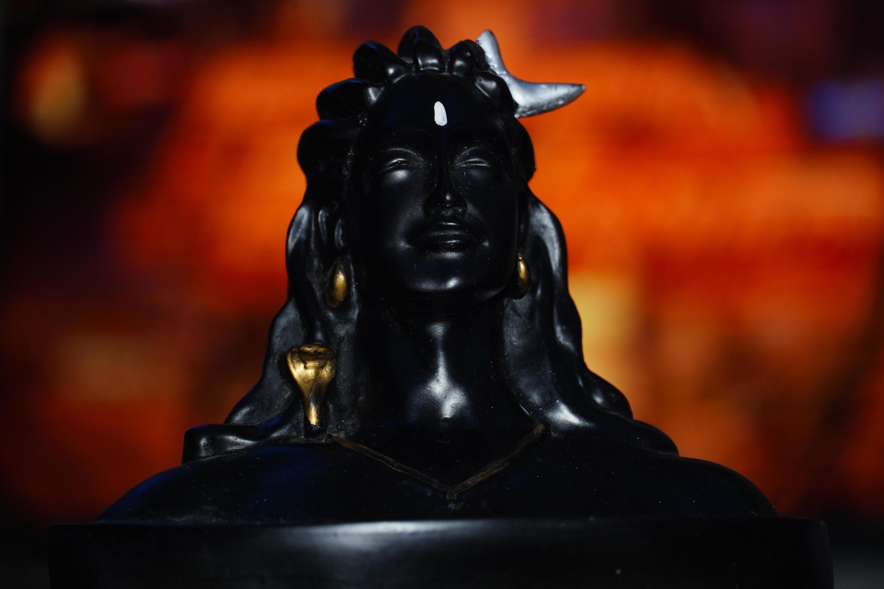 aadi yogi statue, shiv ji images 6784074 Stock Photo at Vecteezy