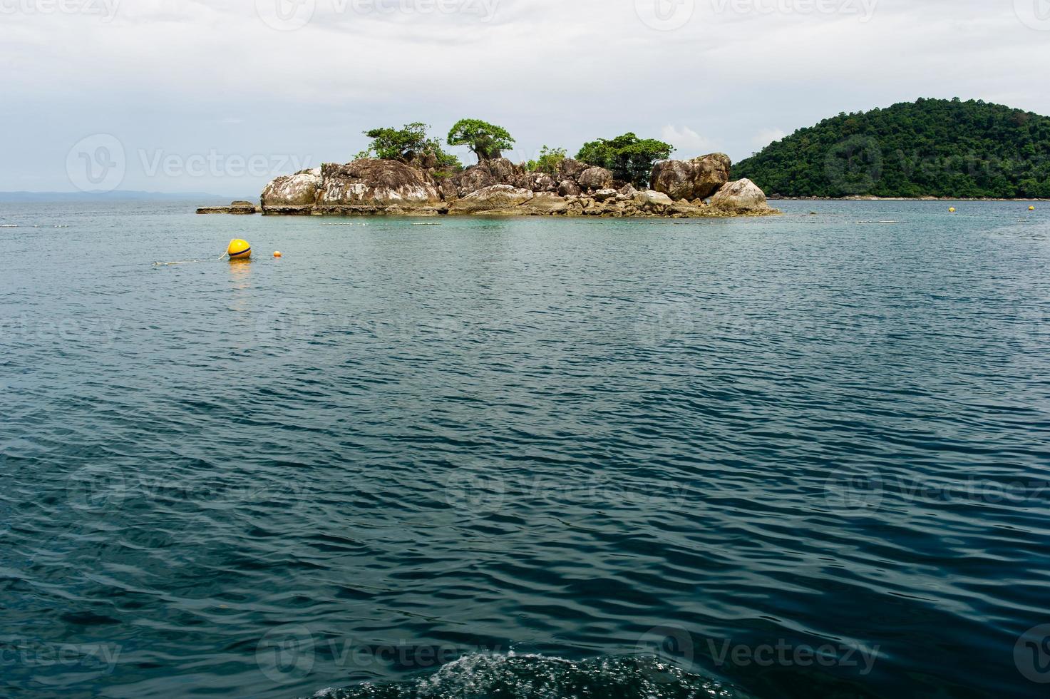 The beautiful sea and the beautiful mountains, the area for tourists to visit the beauty photo