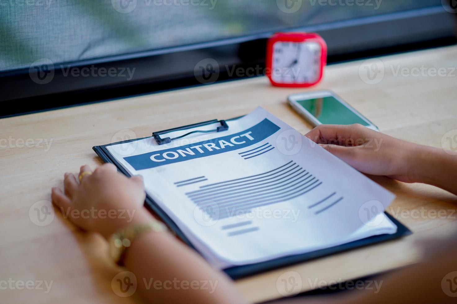 Hand and graph chart Business graph analysis of successful businessmen Business concept photo