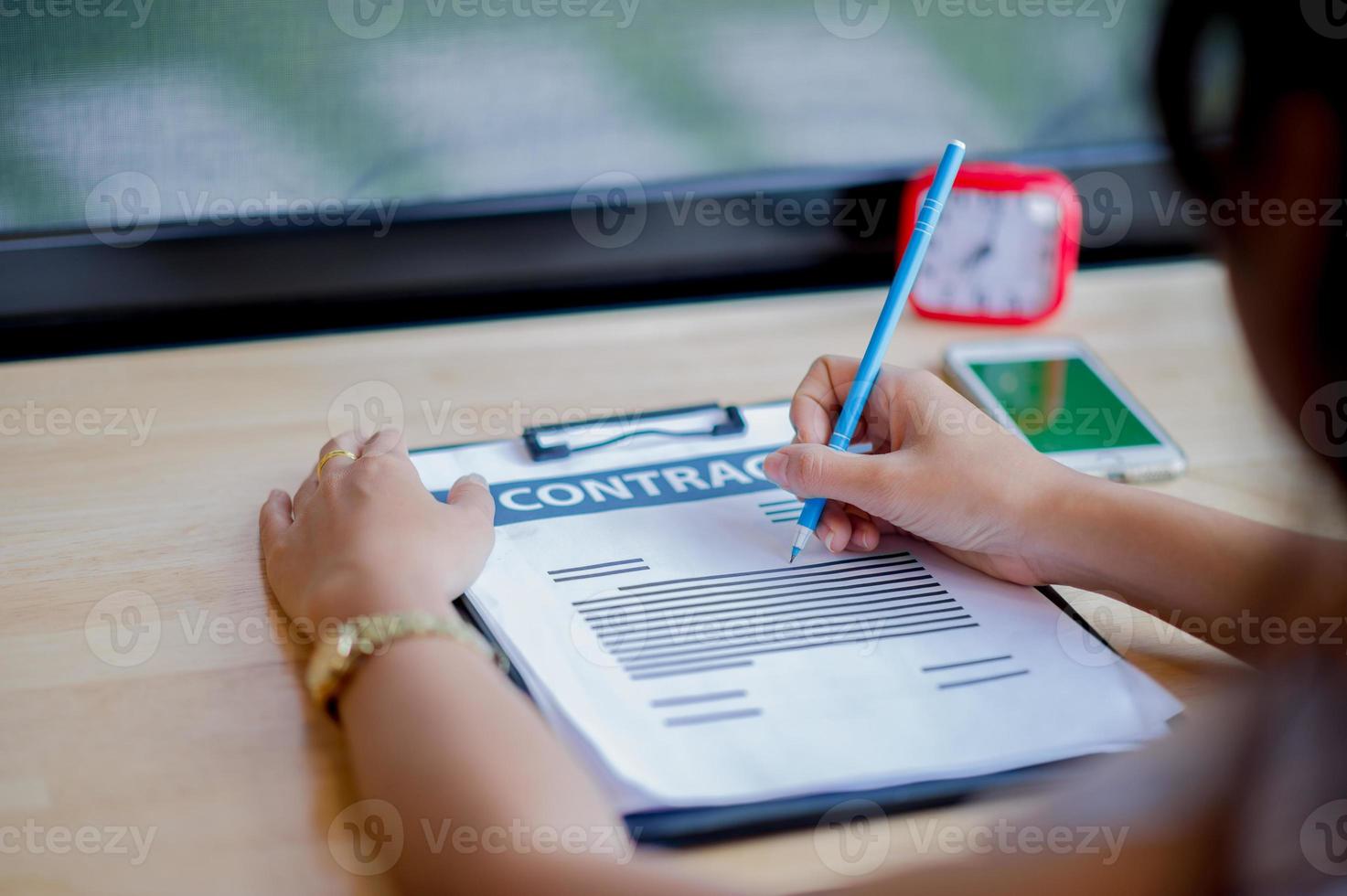 Hand and graph chart Business graph analysis of successful businessmen Business concept photo