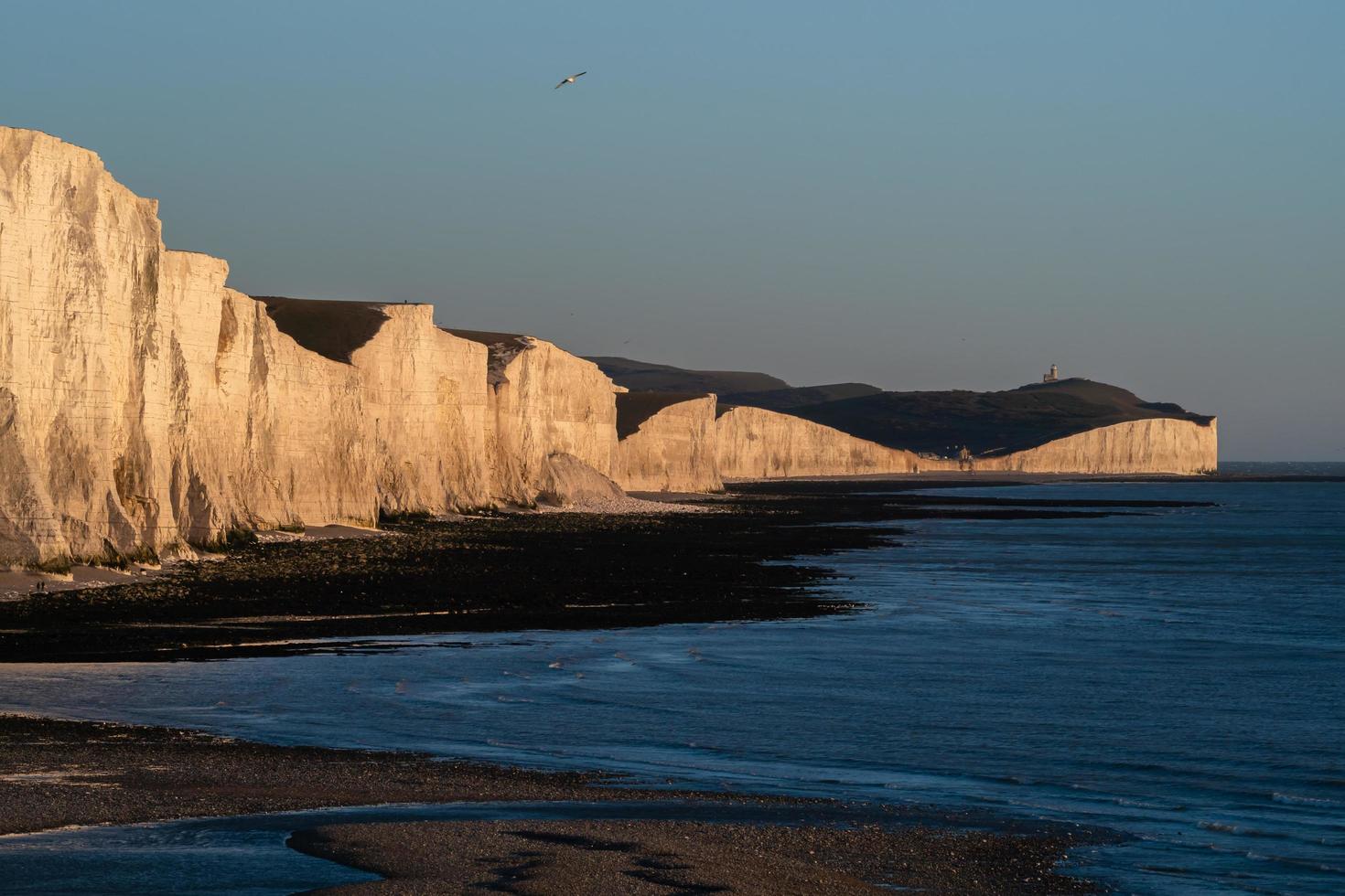 las siete hermanas y el estuario del río cuckmere en sussex foto