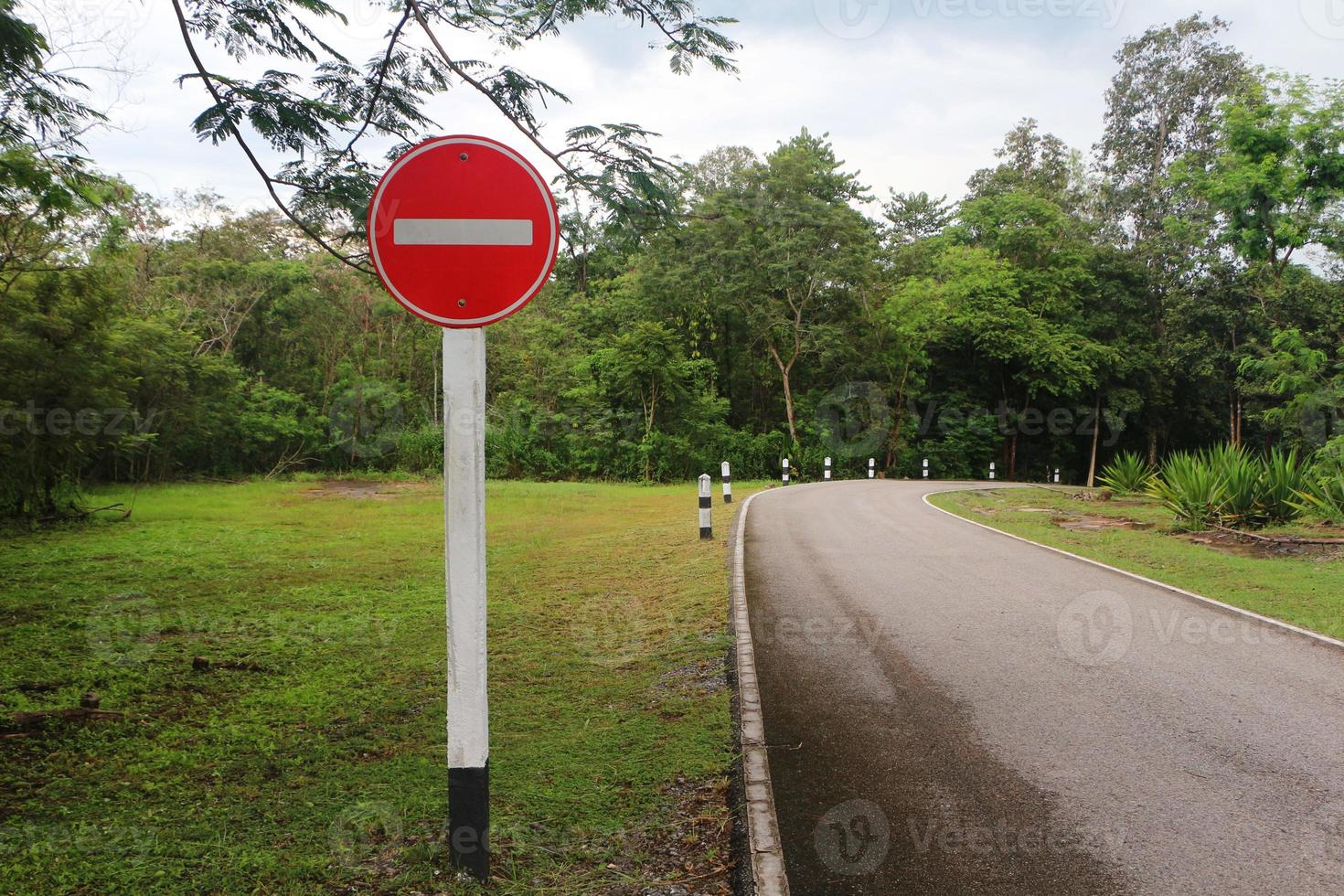 No entry traffic signs for vehicles. Symbol for no entrance. This route cannot pass. Do not enter this road. photo