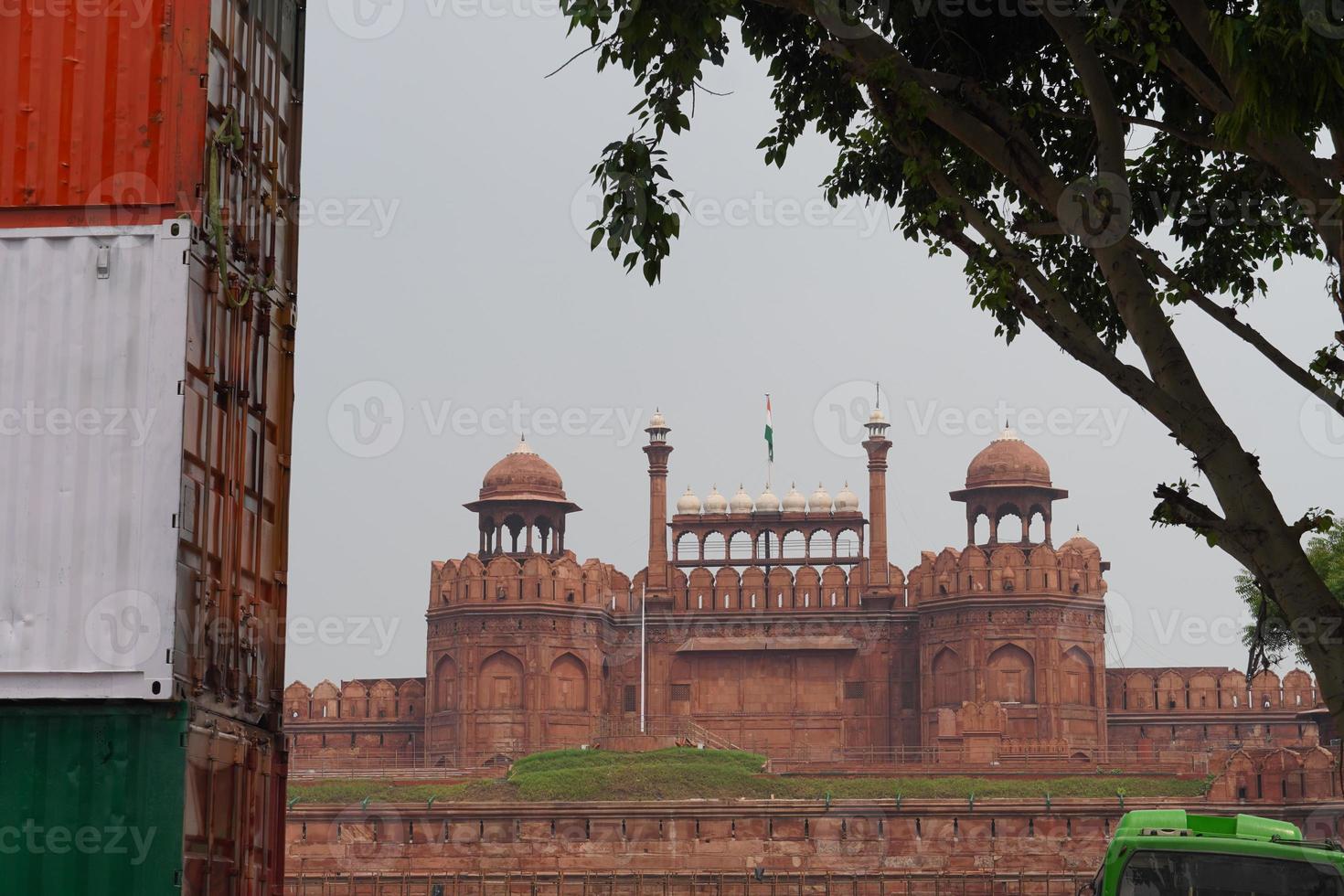 new delhi's lal quila image photo