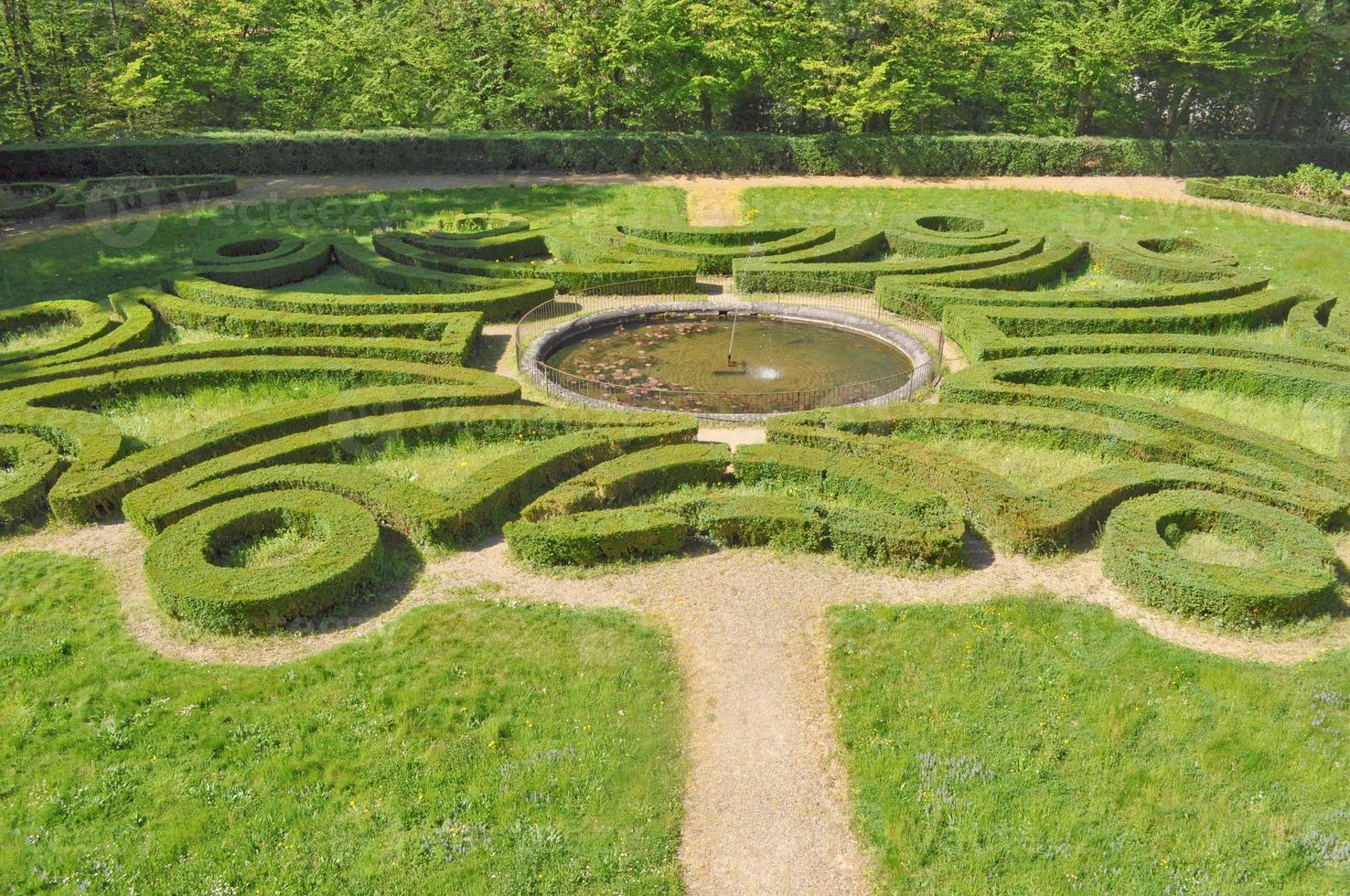 parque del castillo aglie de elisa di rivombrosa, piamonte, italia foto