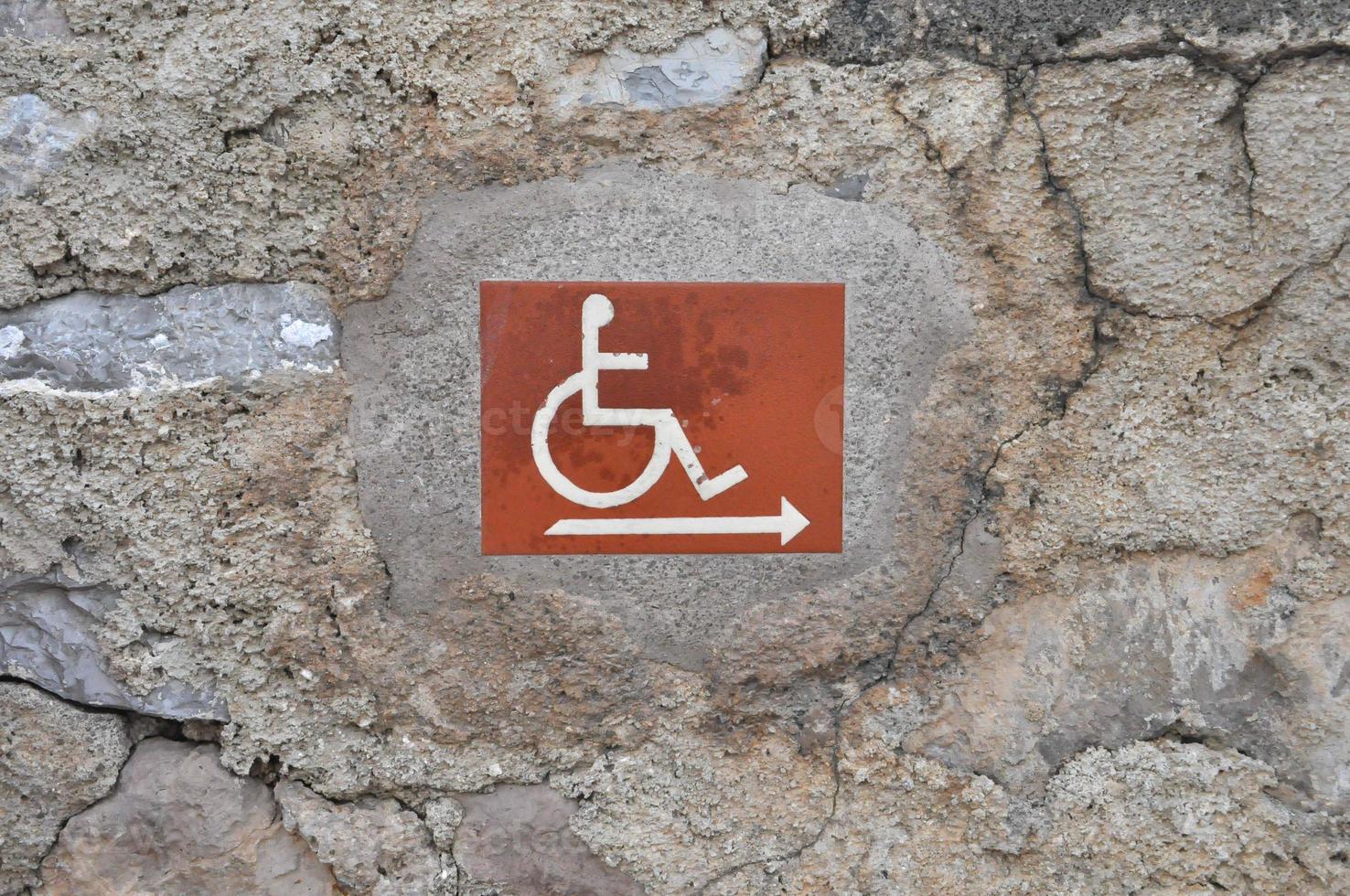 señal de acceso para discapacitados foto