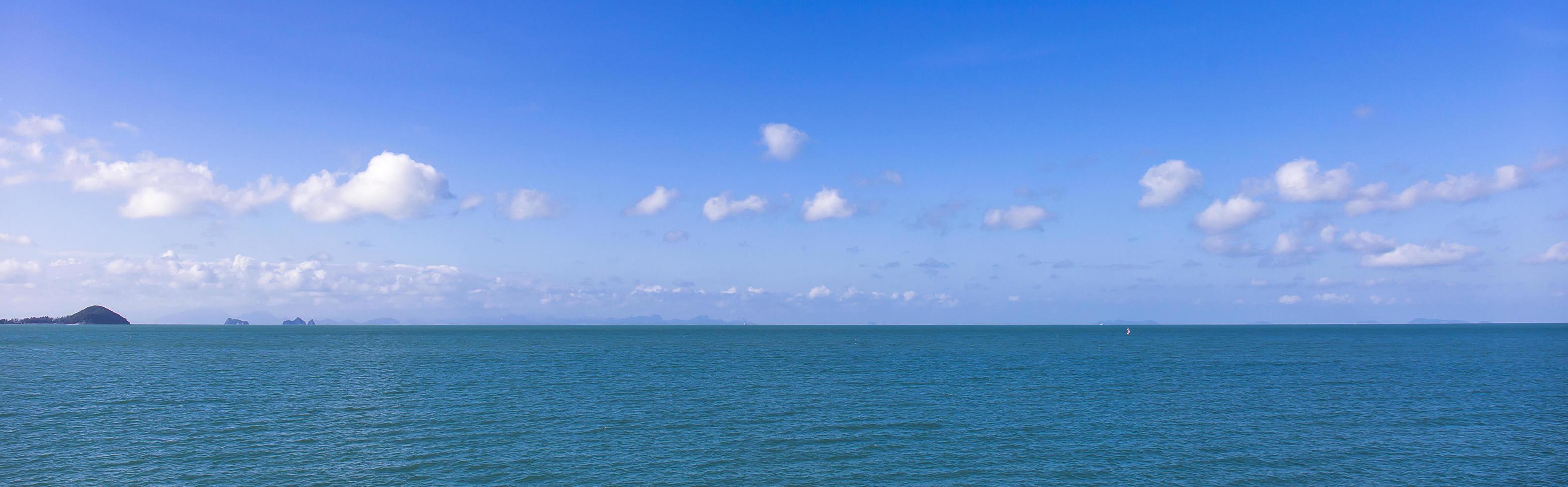 Ocean and sky bright background. photo