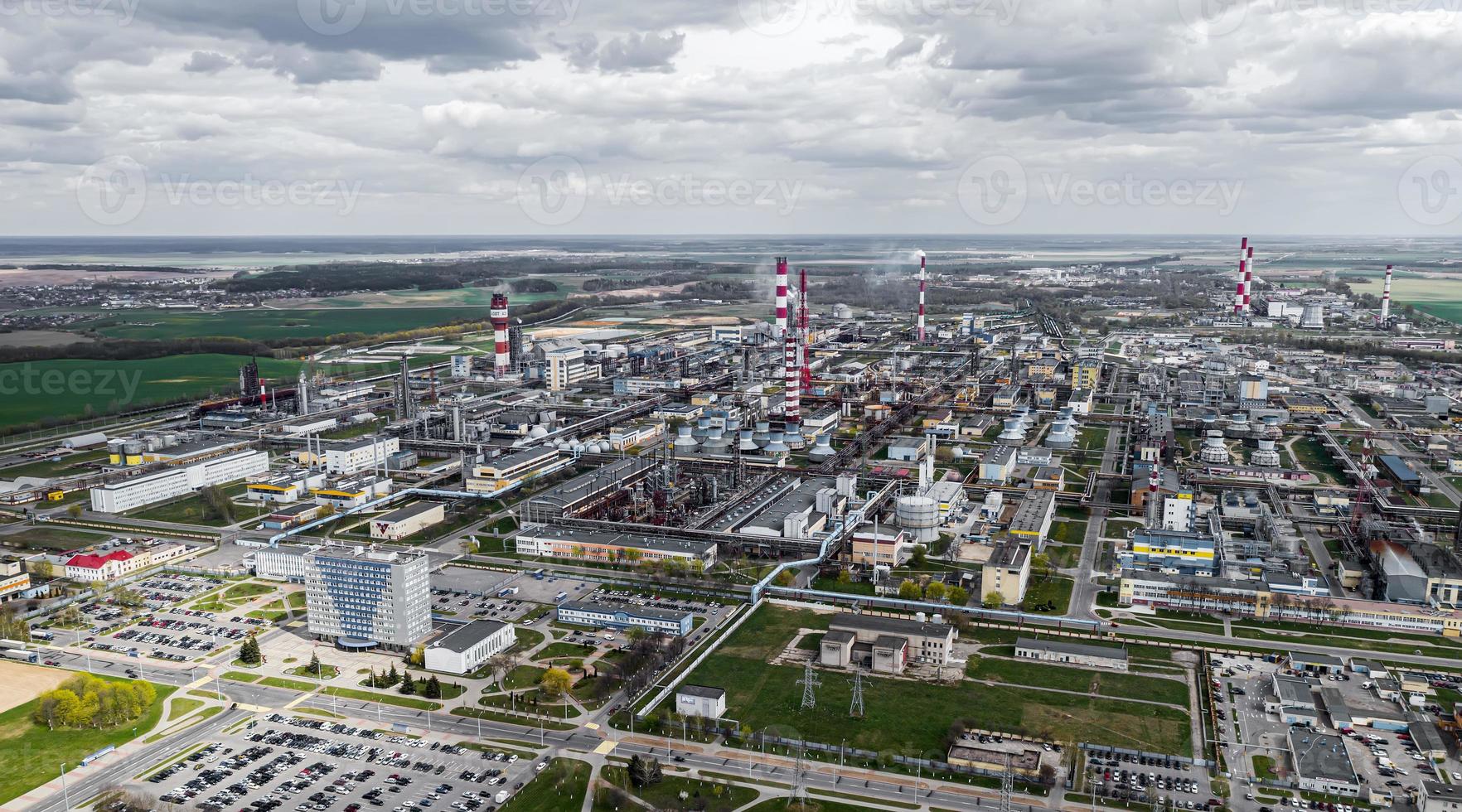 panorama de la vista superior de la planta de la industria química foto