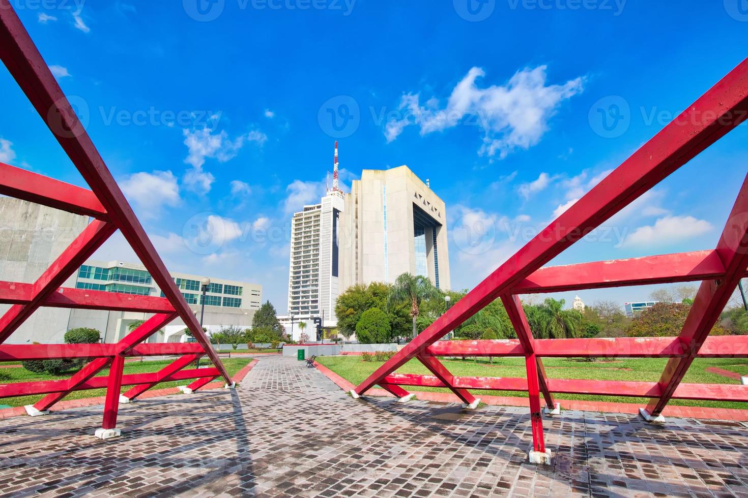 monterrey, punto de referencia macroplaza la gran plaza plaza en el centro histórico de la ciudad, la séptima plaza más grande del mundo foto