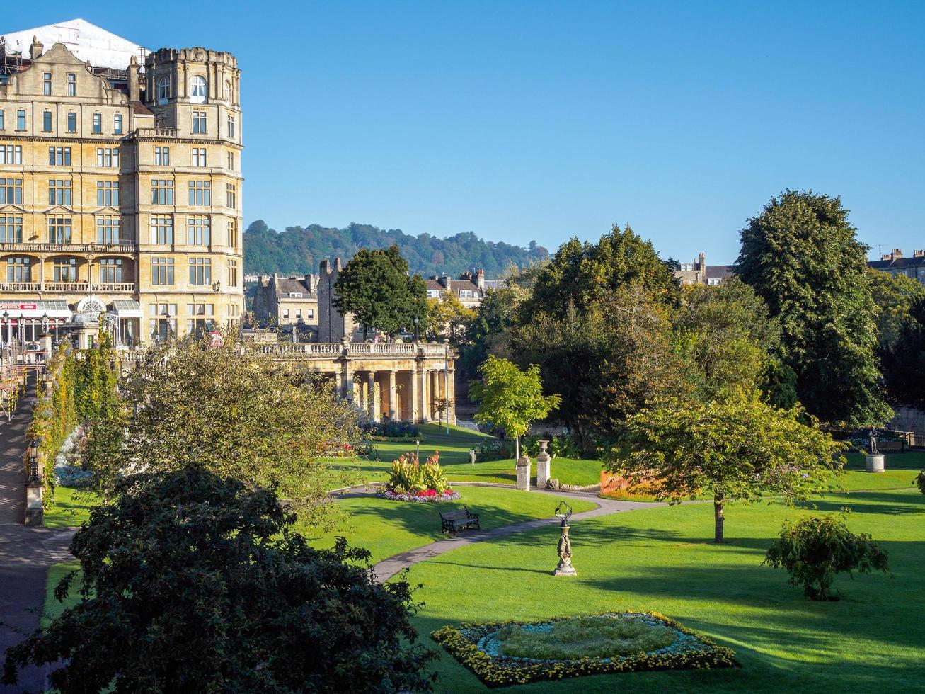 Bath, Somerset, Reino Unido, 2016. Vista del Empire Hotel en Bath. foto