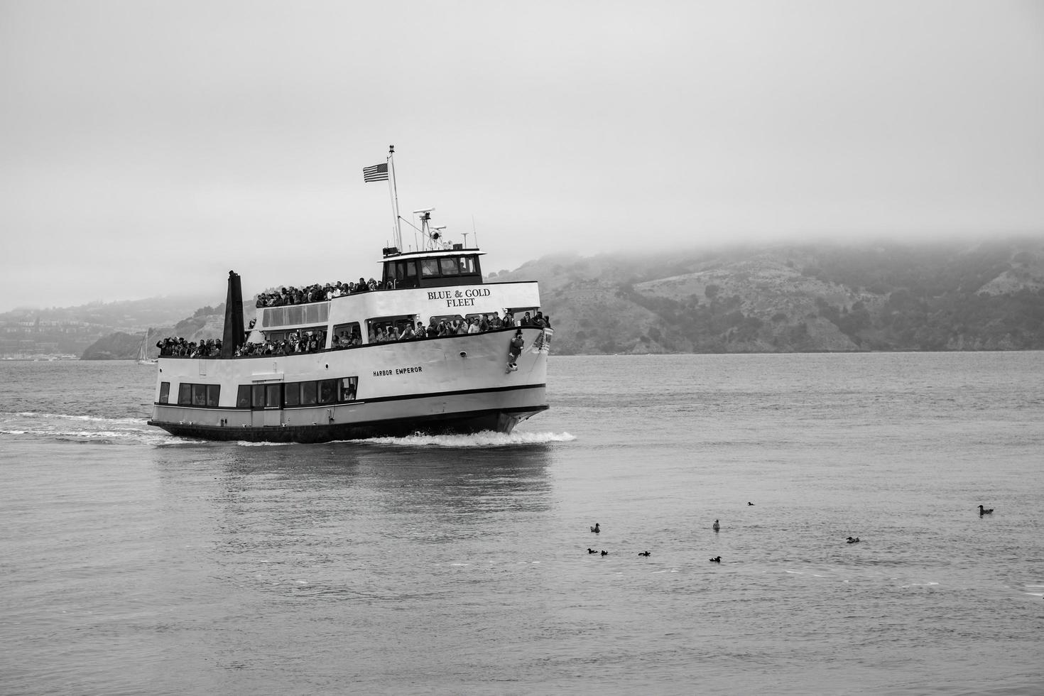 san francisco, california, estados unidos, 2011. puerto emperador llegando a san francisco en el muelle 39, california, estados unidos el 6 de agosto de 2011. personas no identificadas foto