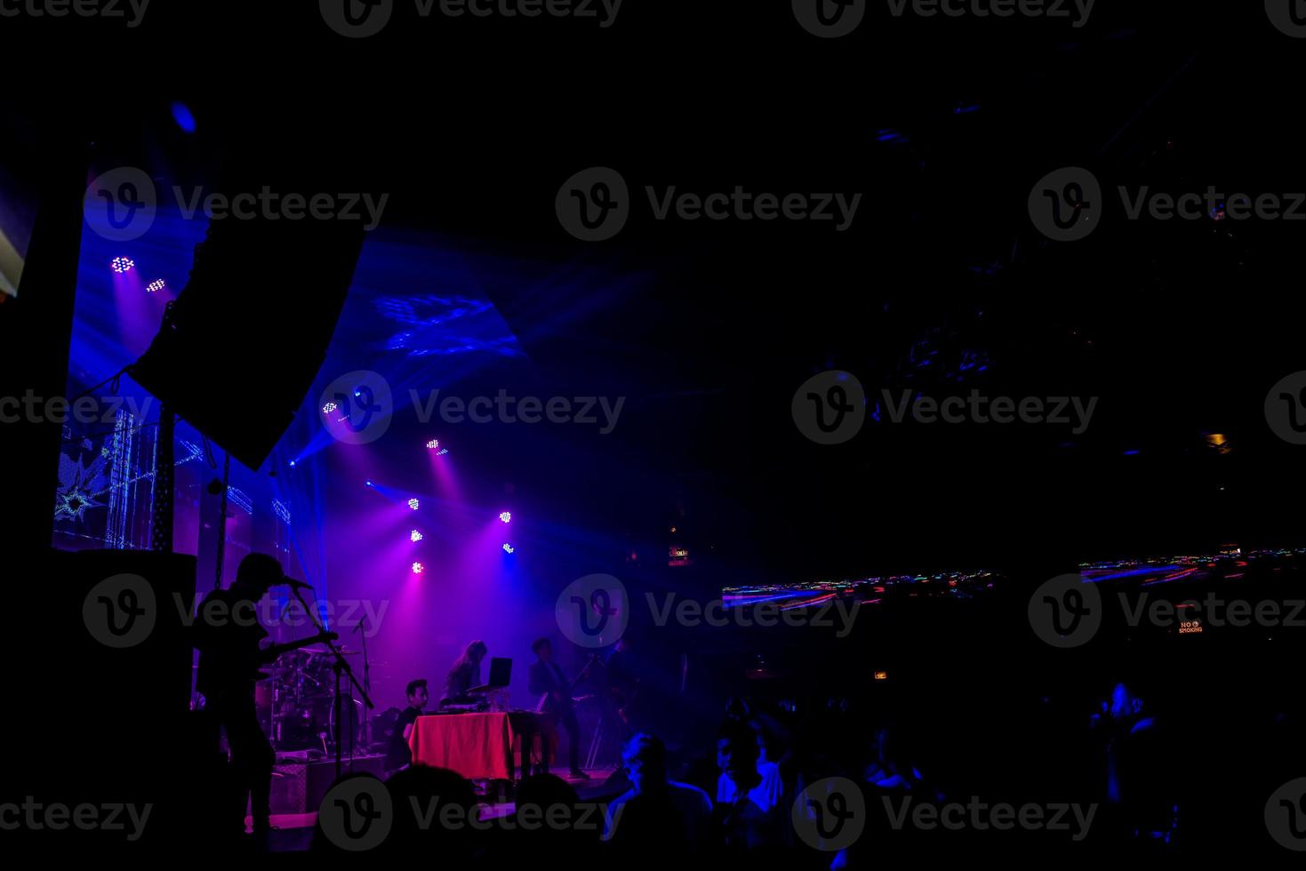 Celebrate the night in the night Banquet Service Dance and enjoy with fellow dancers and DJs. photo