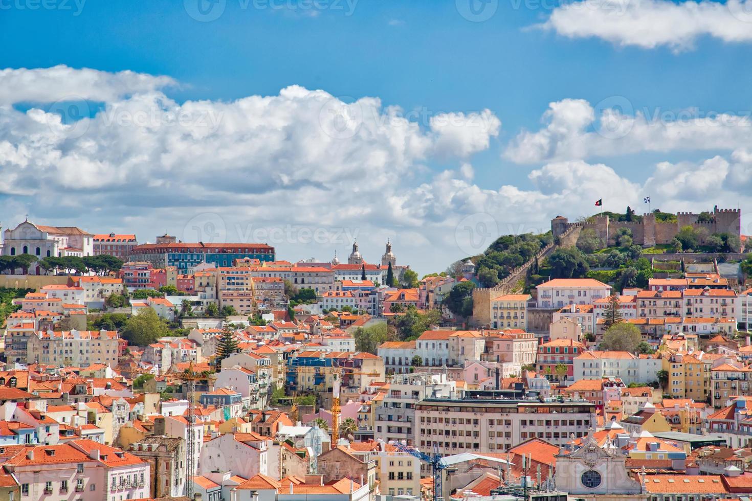 horizonte panorámico de lisboa en portugal foto