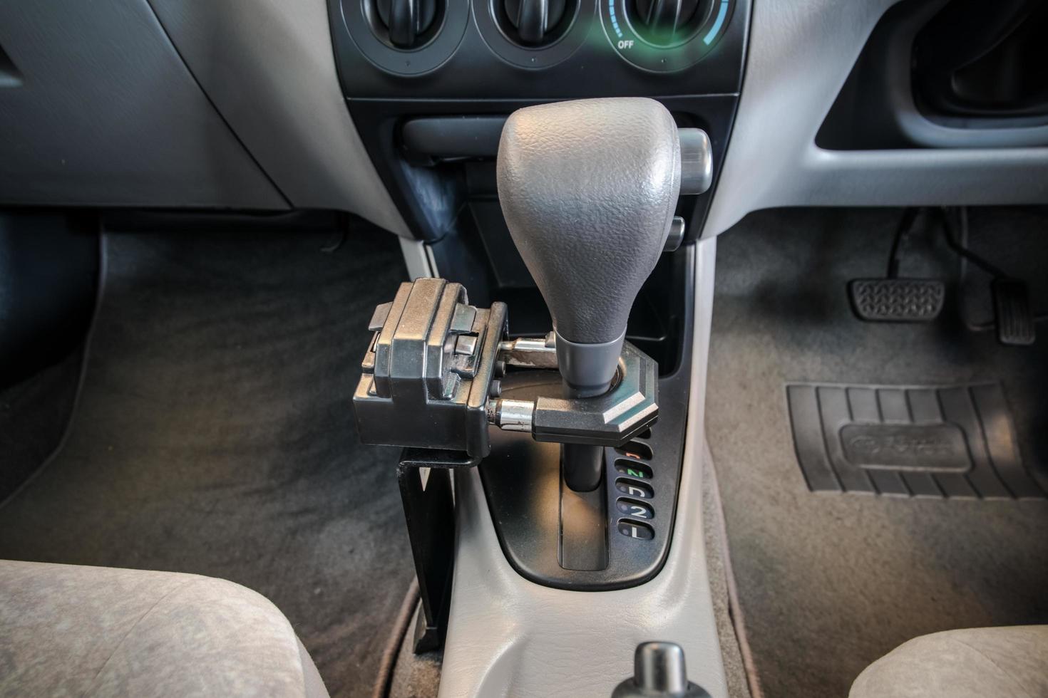 Iron lock on automatic gear shift photo