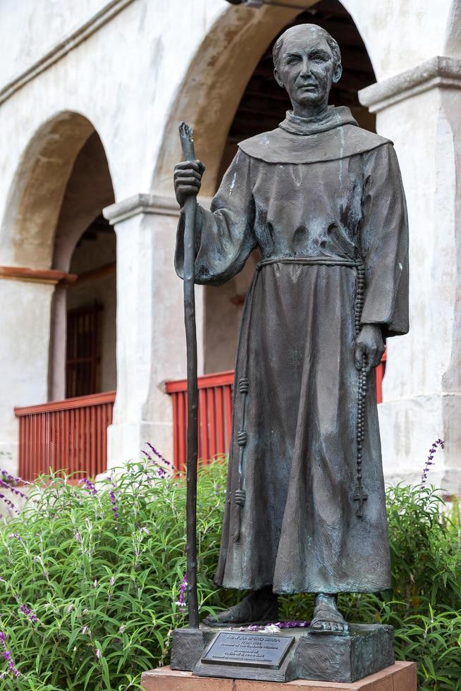 santa bárbara, california, estados unidos, 2011. estatua de fray junipero serral foto