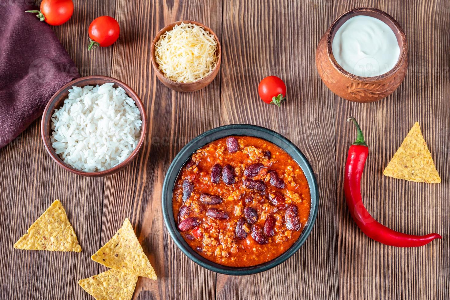 tazón de chile con carne foto