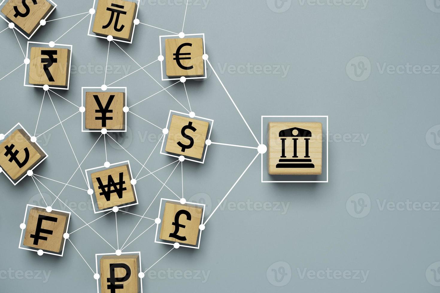 el icono de la banca central conecta el vínculo con el signo de la moneda, que incluye el dólar estadounidense, el euro, el yen, el yuan y la libra esterlina para el cambio y la transferencia de dinero global o el concepto de divisas. foto