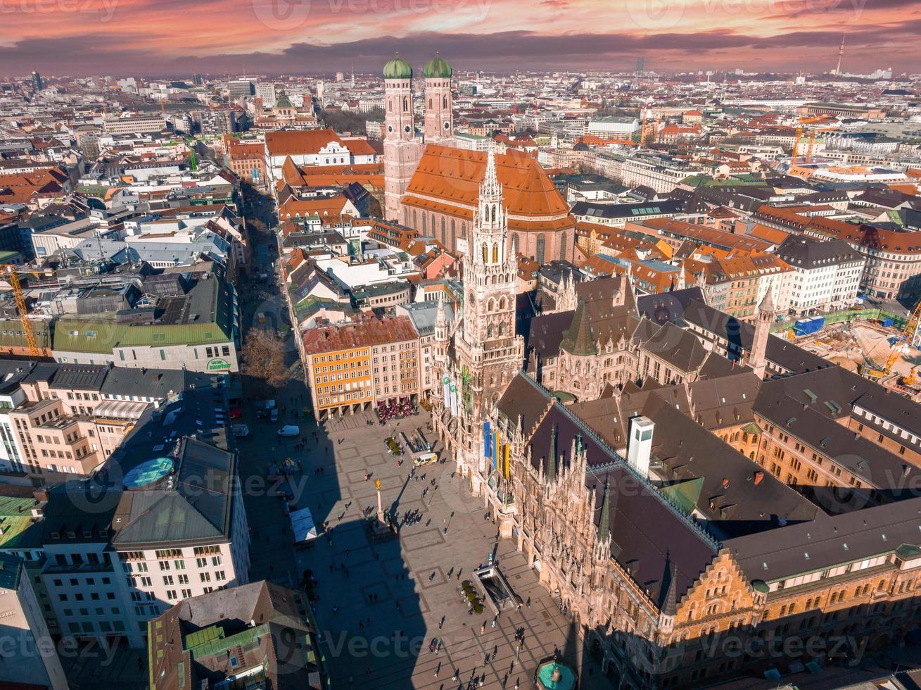 arquitectura panorámica aérea de munich, baviera, alemania. foto