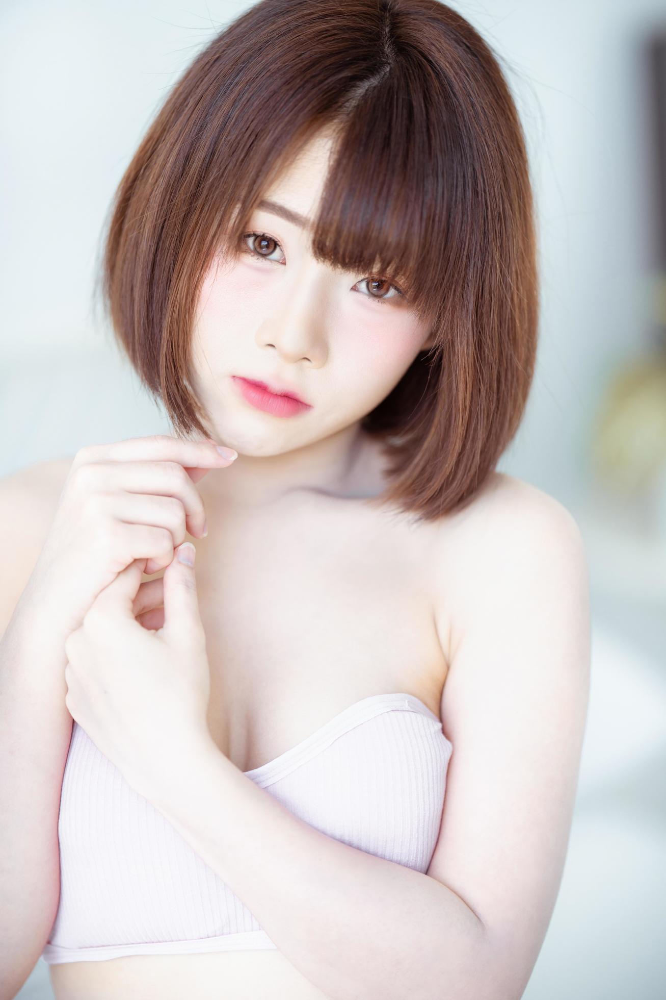 Headshot portrait of young asian woman sexy girl using as background cosmetics woman makeup fashion people model 6986790 Stock Photo at Vecteezy pic pic