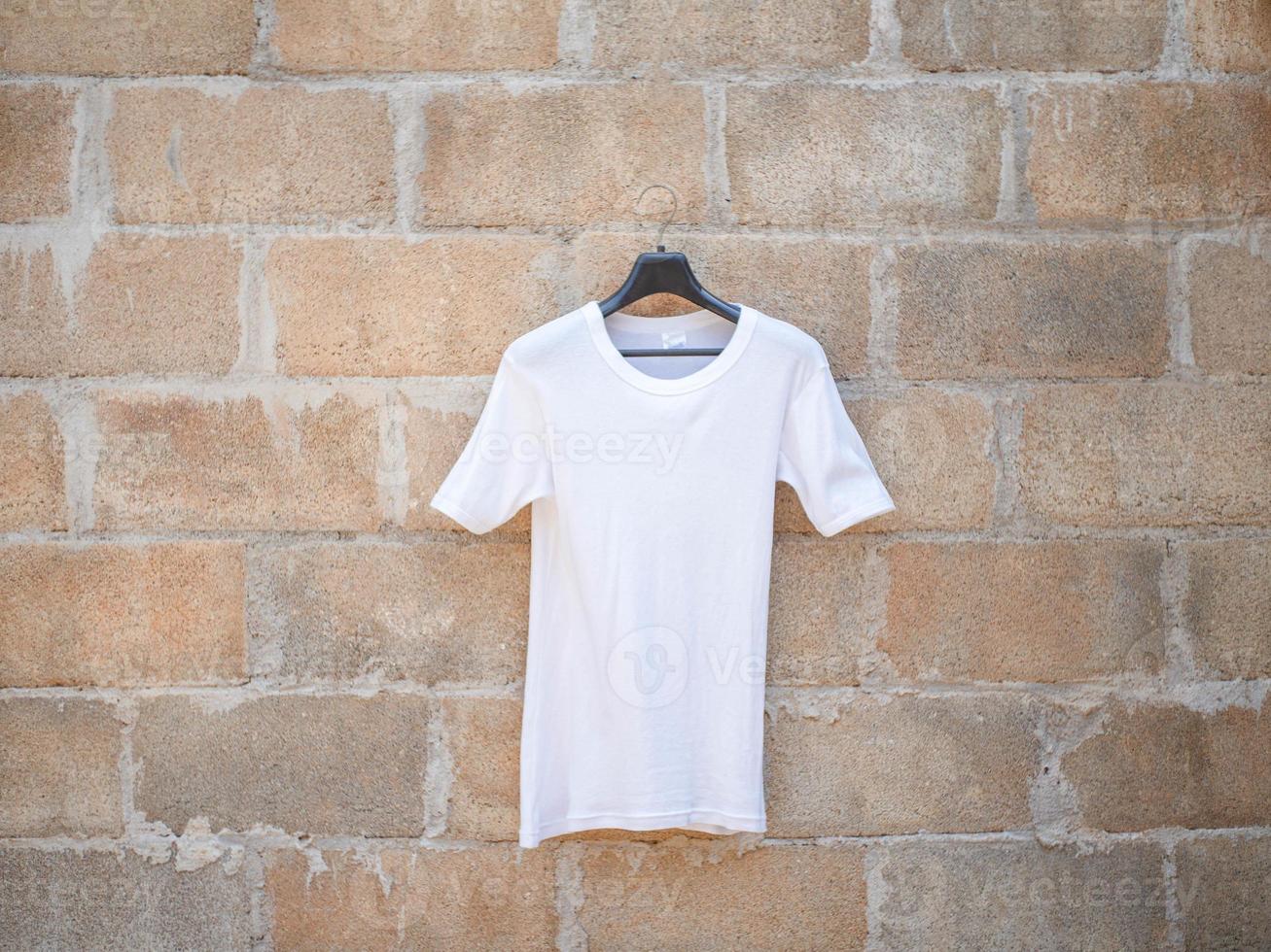 Shirt and wall photo