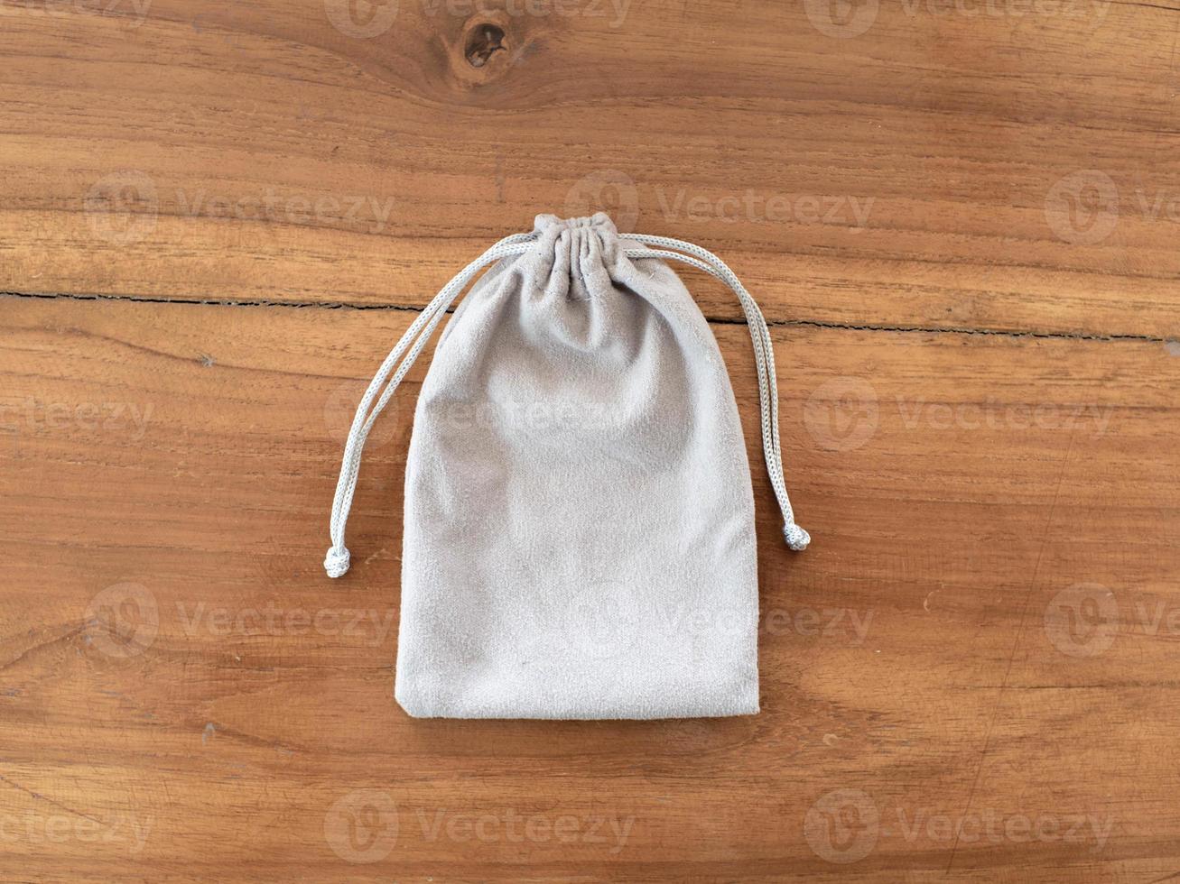 Bag and hand photo