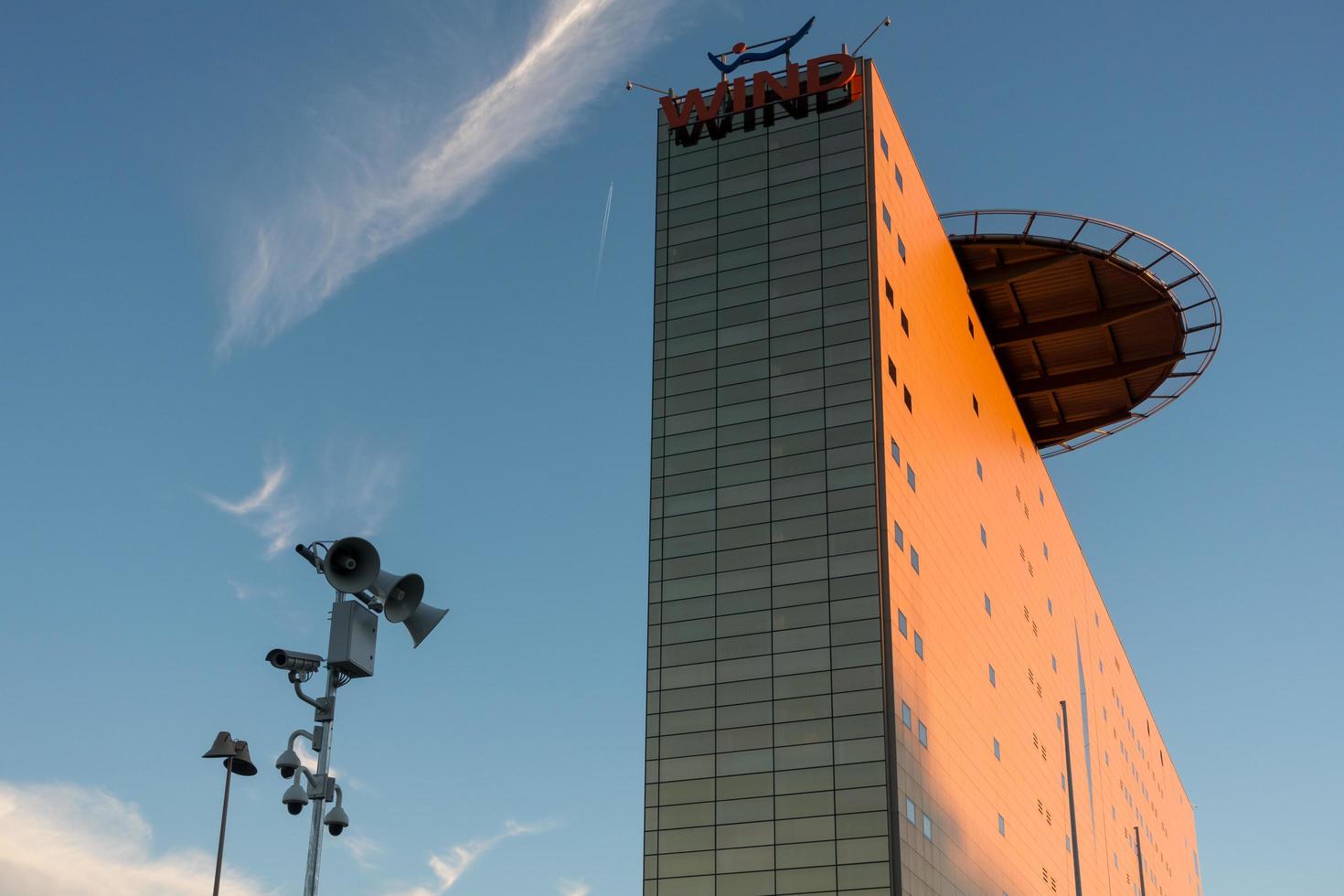 Milán, Lombardía, Italia, 2015. vista del edificio del viento foto