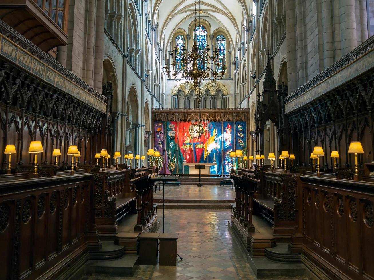 chichester, west sussex, reino unido, 2014. interior de la catedral de chichester en chichester west sussex el 8 de febrero de 2014 foto