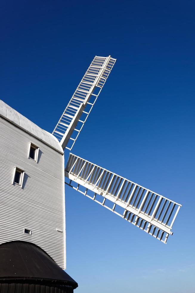 Clayton, East Sussex, Reino Unido, 2009. Jill Windmill en un día de invierno foto