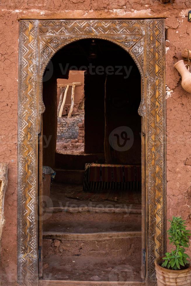 kasbah ait ben haddou en marruecos. fortalezas y casas de barro tradicionales del desierto del sahara. foto