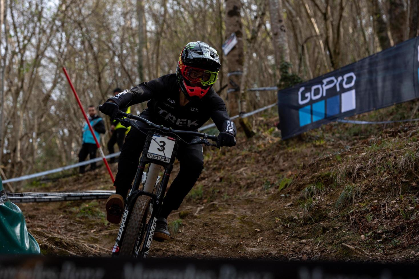 lourdes, francia, 3-27-21-vergier loris fra copa del mundo de bicicleta de montaña foto