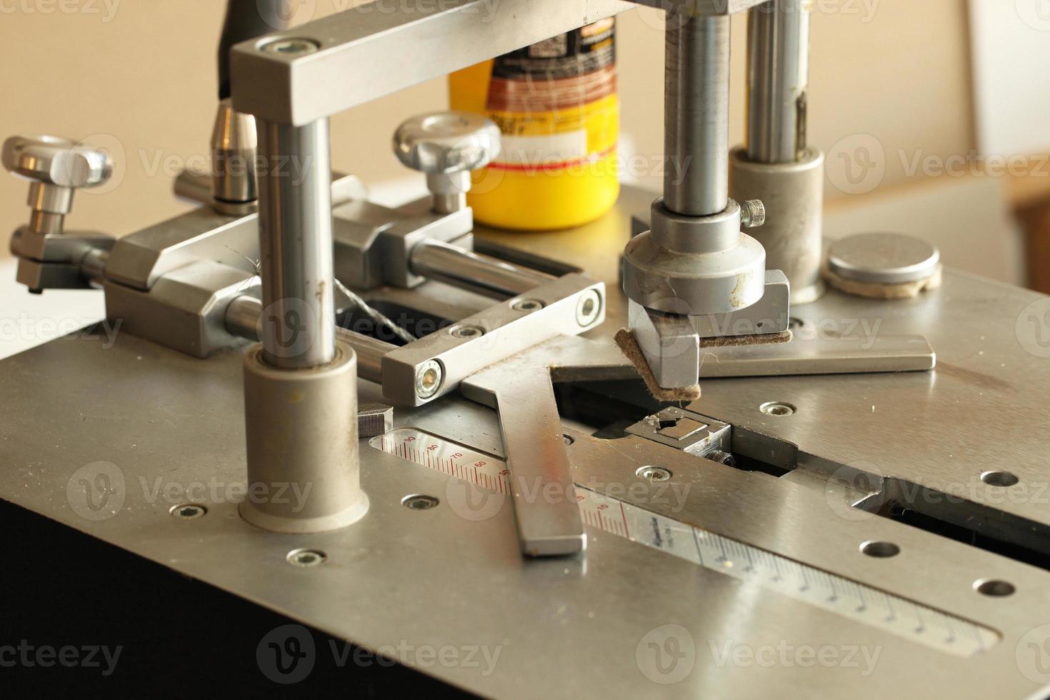 machine for assembling frames, Windows, furniture, paintings, photos. photo