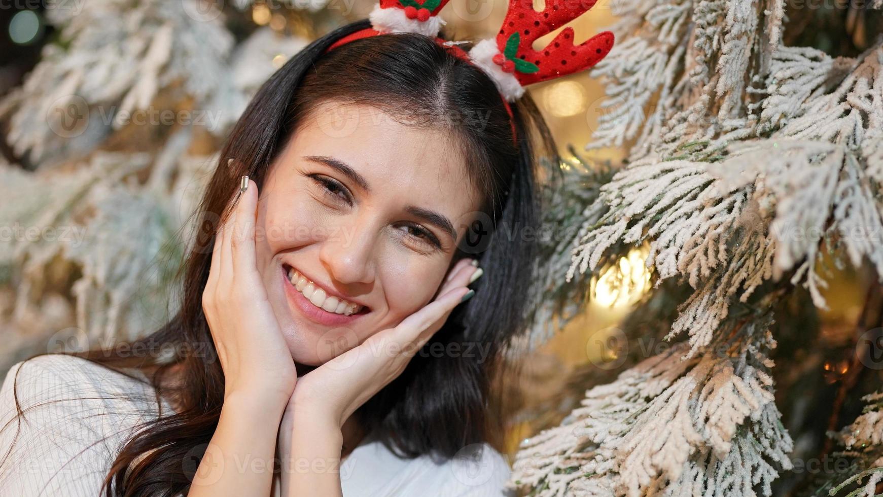 young attractive woman Celebrate holidays on Christmas holiday at homoe. photo