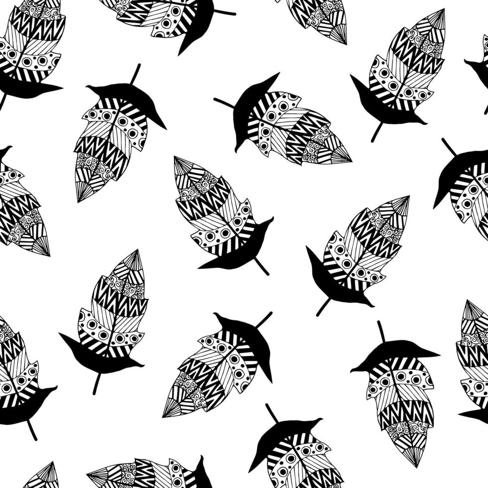 patrón de vector transparente con plumas de pájaro. hermosas plumas con adornos sobre un fondo blanco. elementos estampados vintage dibujados a mano. garabato, monocromo