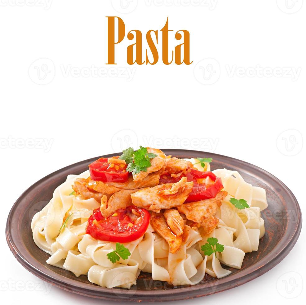 tagliatelle pasta with tomatoes and chicken photo