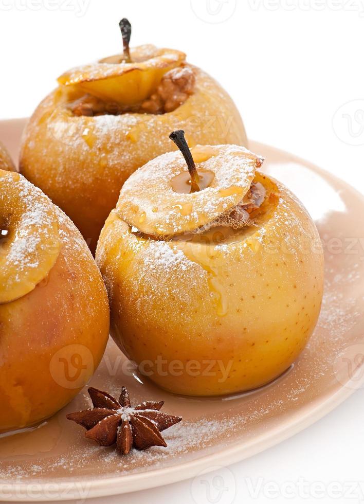 manzanas al horno con miel y nueces foto