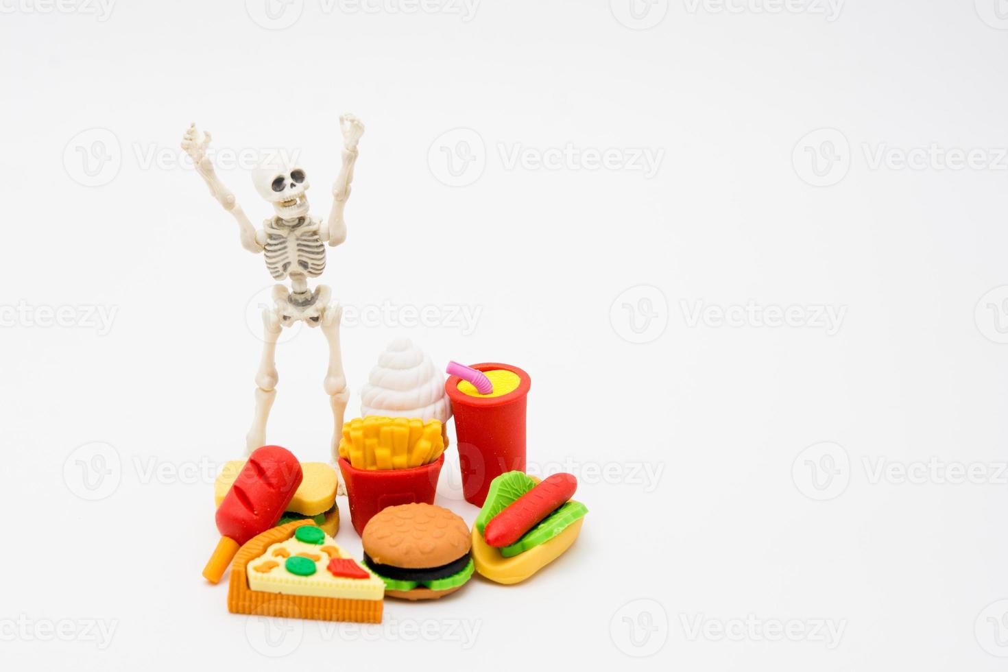 esqueleto y alimentos, disfruta comiendo hasta la muerte foto