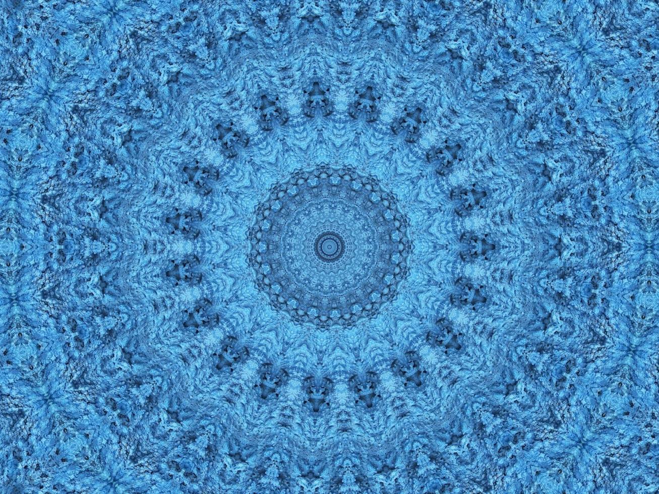patrón de caleidoscopio de geometría. fondo abstracto azul claro. foto gratis.