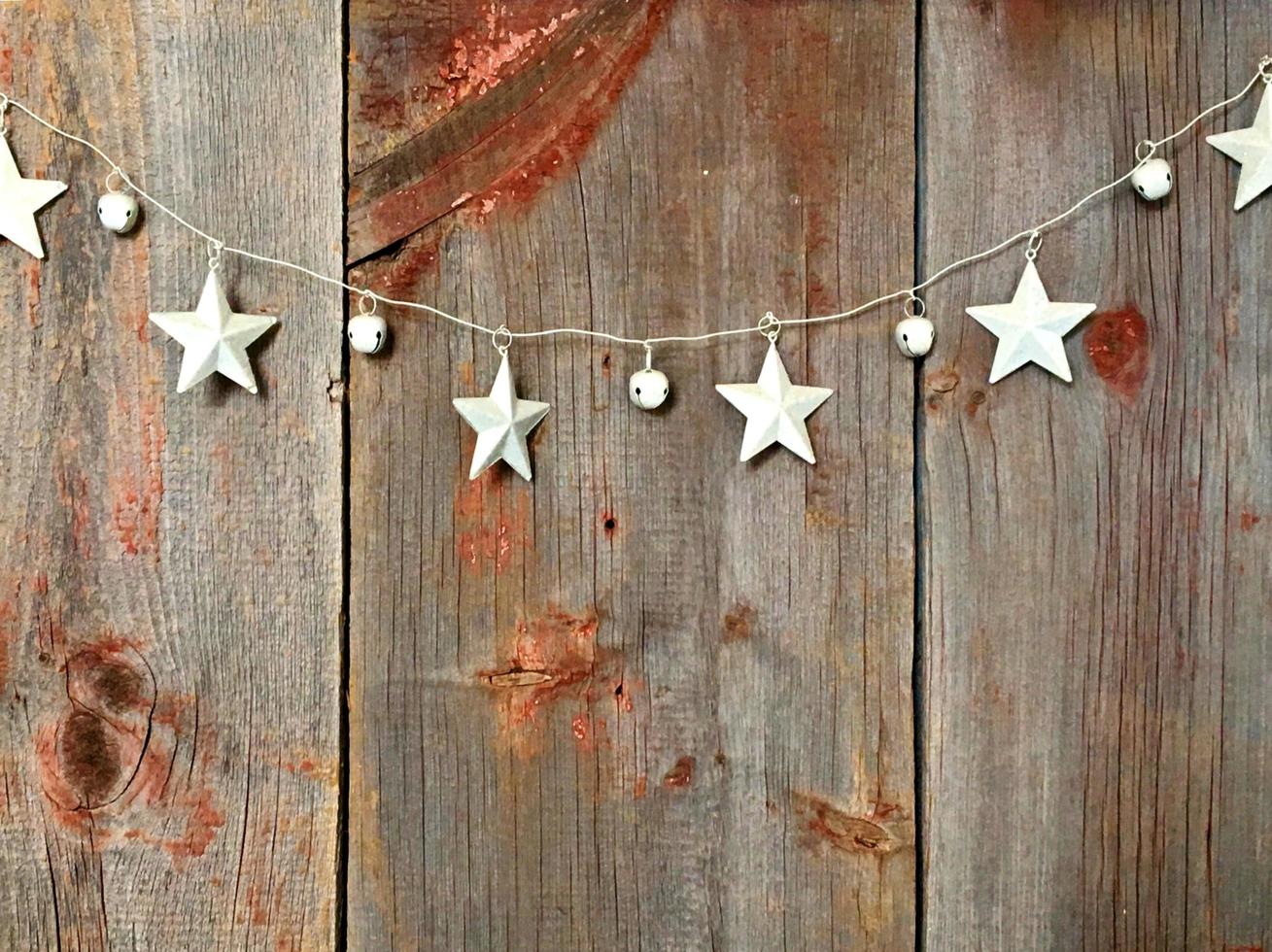 Wood background and star photo