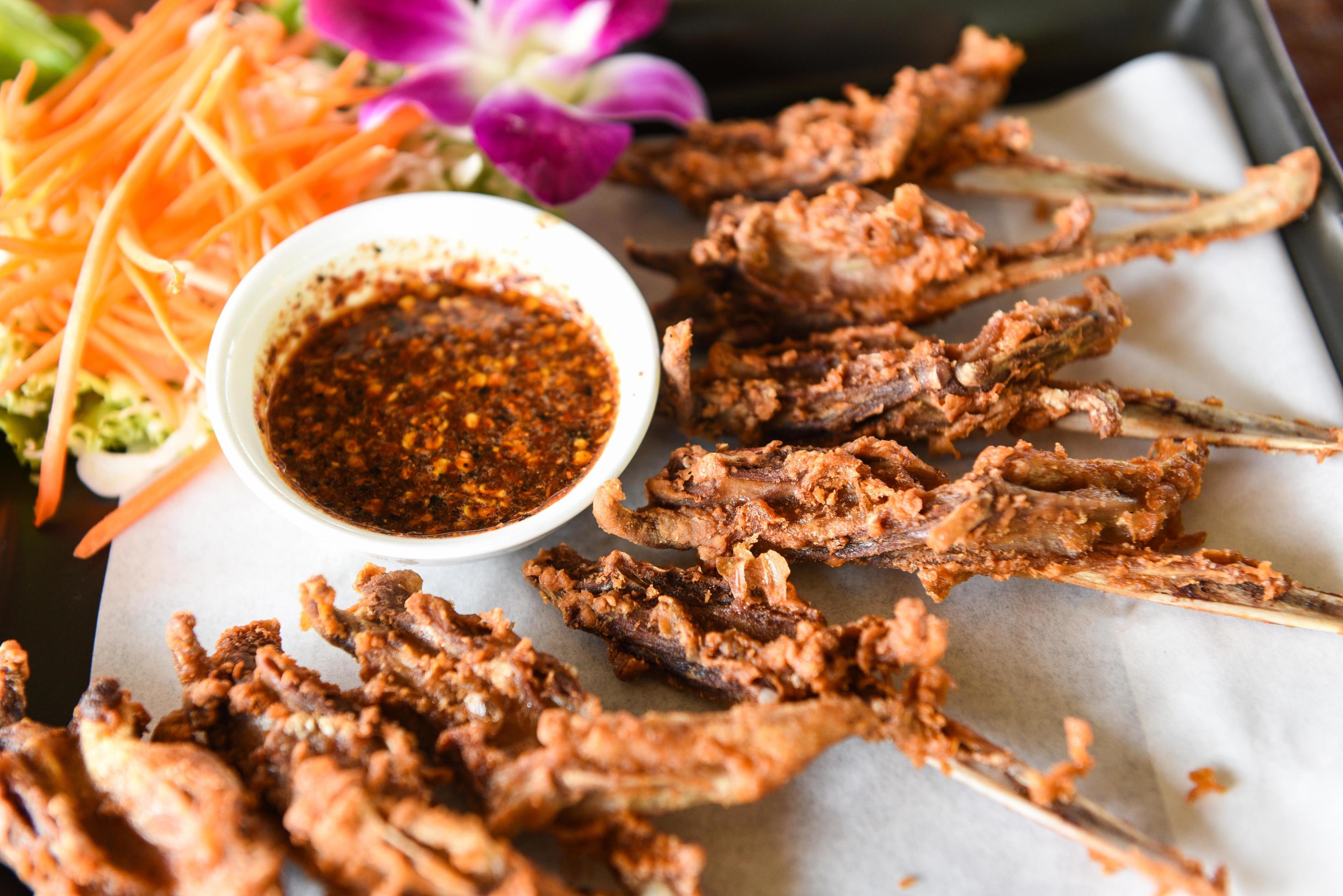 Deep fried duck mouth, Food cooked duck head Thai and Chinese traditional cuisine 7139468 Stock