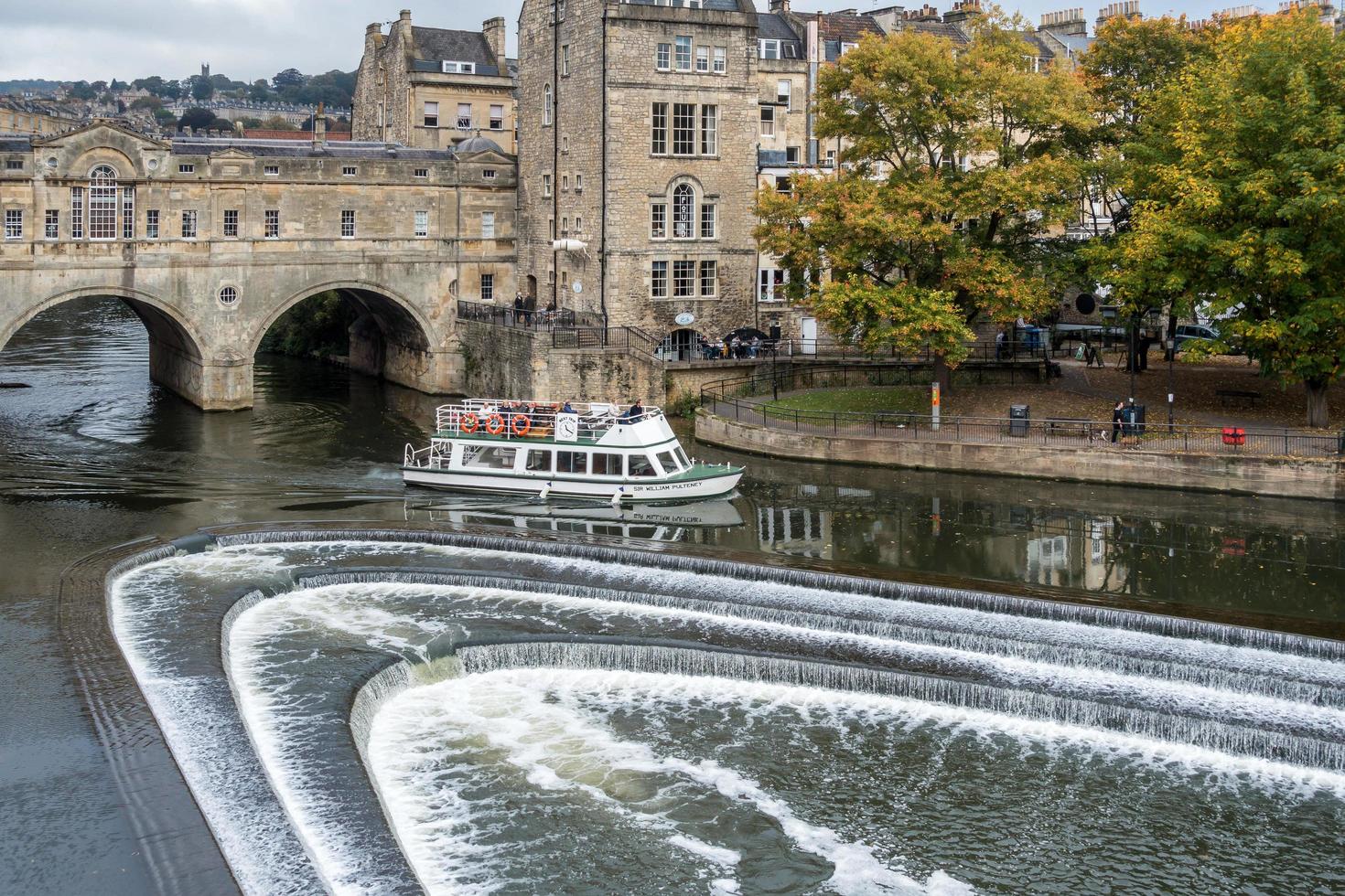 Bath, Somerset, 2015. View of Pulteney Bridge photo