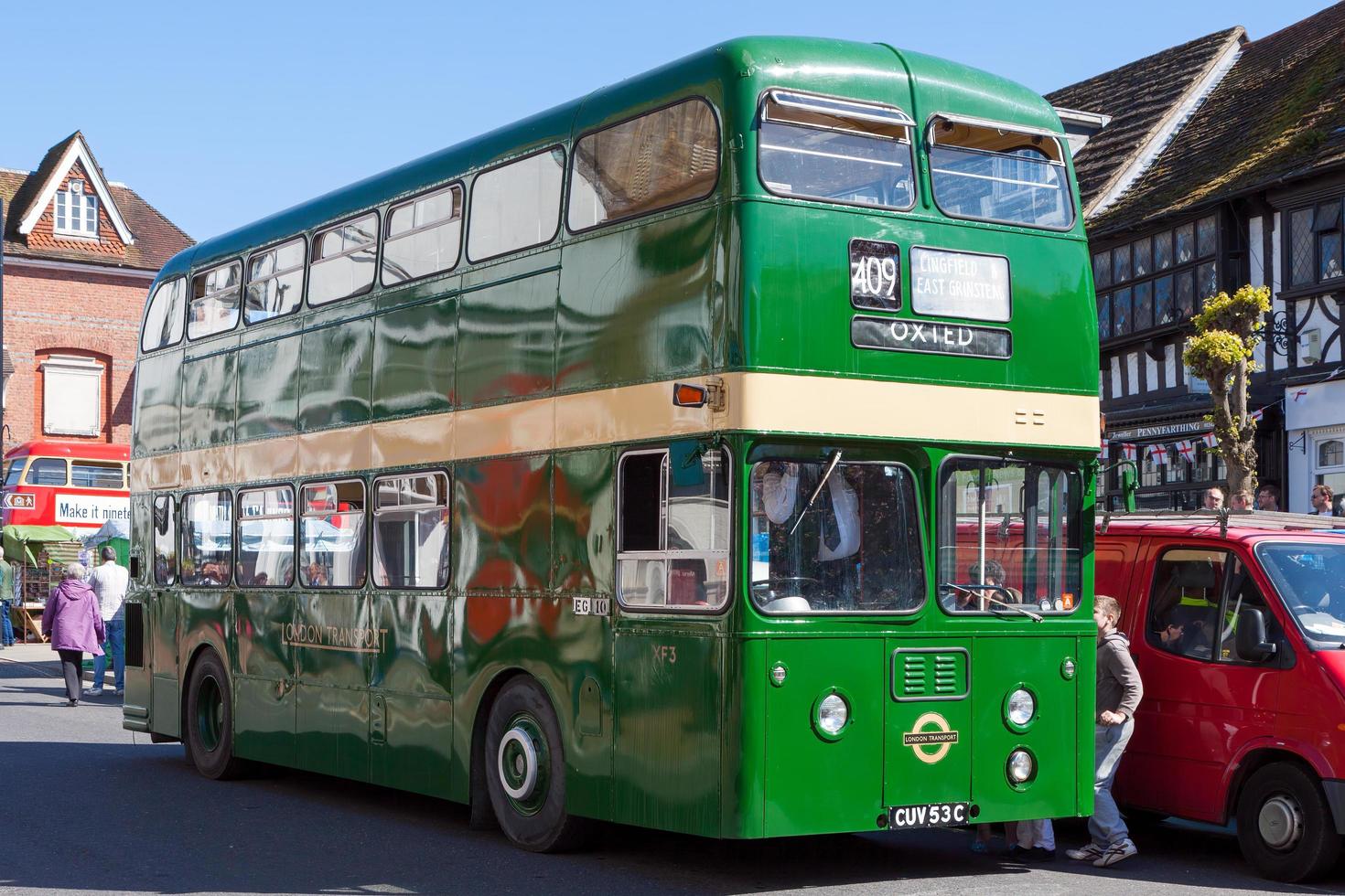 East Grinstead, West Sussex, Reino Unido, 2009. Rally de autobuses antiguos de East Grinstead foto