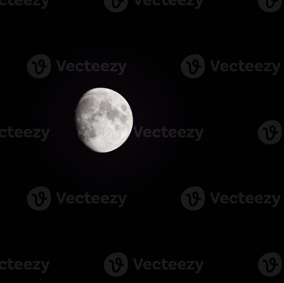 Moon Timelapse, Stock time lapse Full moon rise in dark nature sky, night time. Full moon disk time lapse with moon light up in night dark black sky. High-quality free video footage or timelapse photo