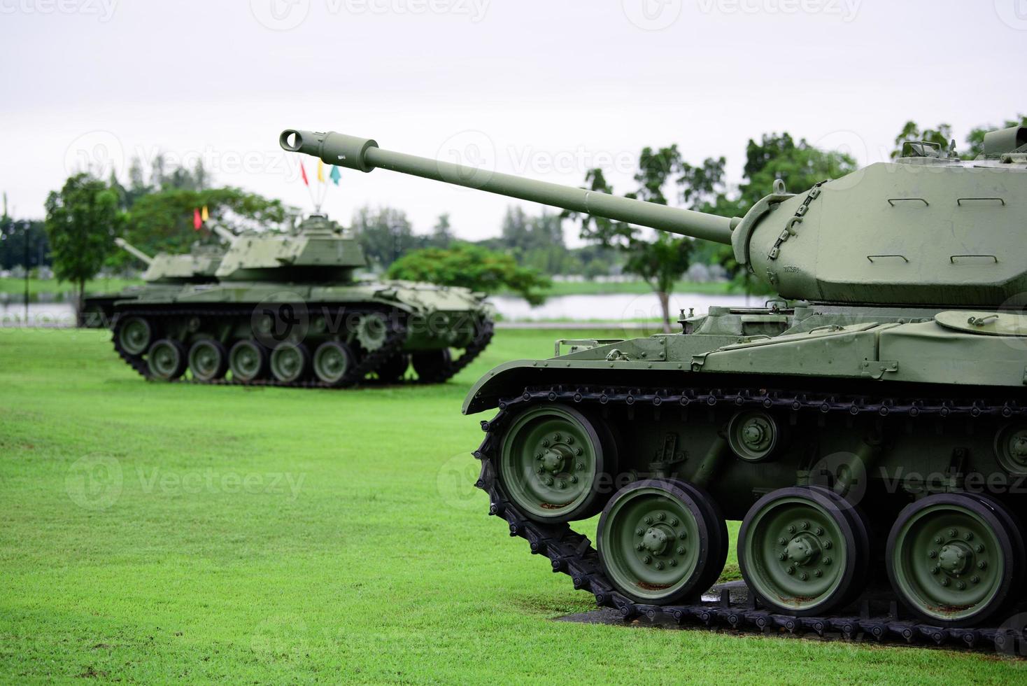 military tank weapon war photo